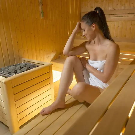 Mona Lisa Wellness &