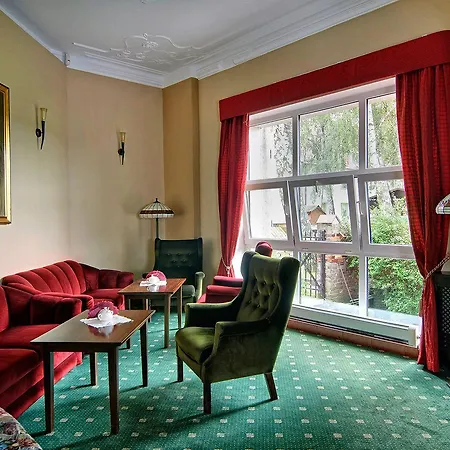 Mona Lisa Wellness & コウォブジェク