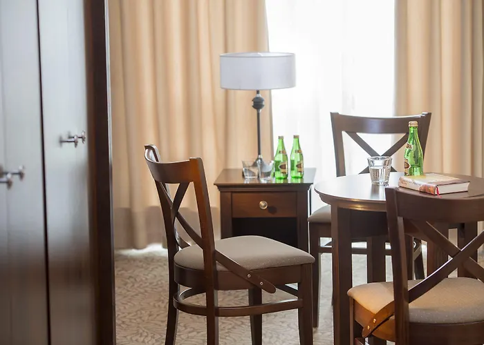 Mona Lisa Wellness & Hotel 3*