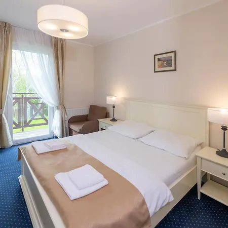Hotel Mona Lisa Wellness & 3*