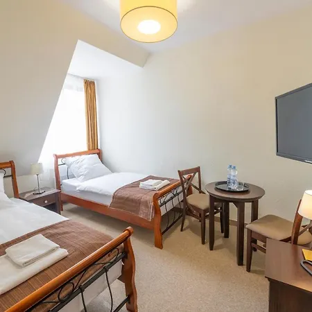 Mona Lisa Wellness & 3*