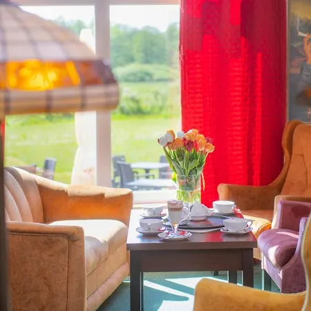 Mona Lisa Wellness & Hotel 3*