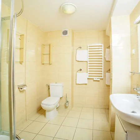 Mona Lisa Wellness & Отель Колобжег