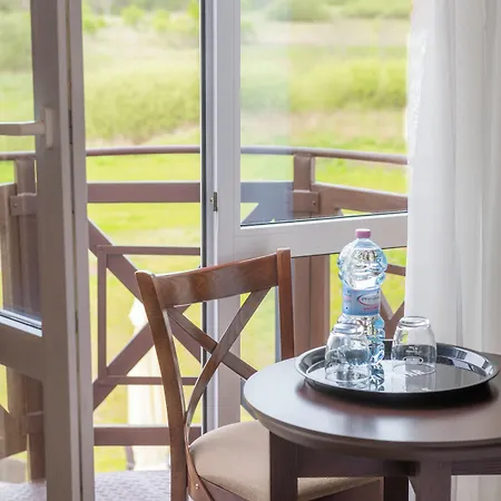 Mona Lisa Wellness & Отель Колобжег