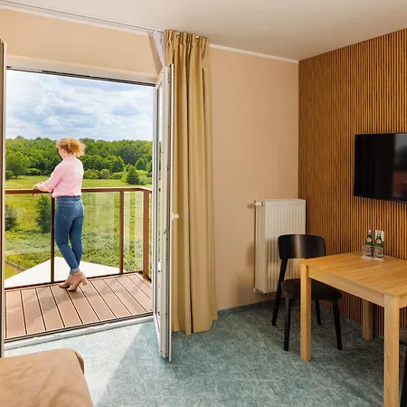 Mona Lisa Wellness & Hotel 3*