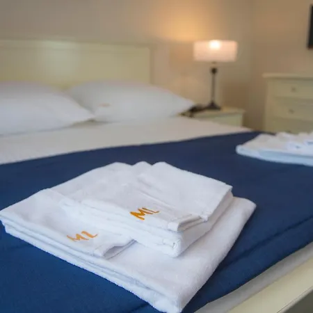 Mona Lisa Wellness & 3*
